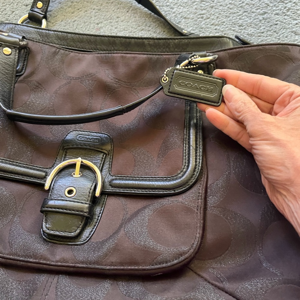 Coach Campbell Signature Canvas Shoulder Bag Brown - Picture 11 of 12